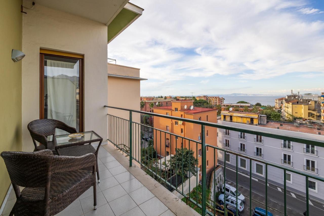 Rossella Holiday Home Sorrento Exterior photo